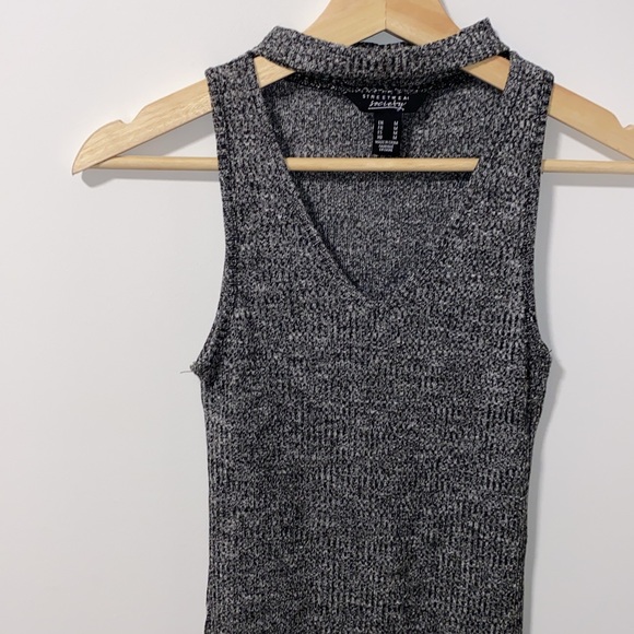 Choker Neck Bodycon Dress - Picture 2 of 3